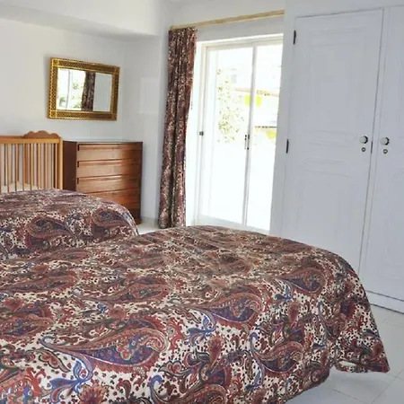 빌라 Walking Distance To The Centre 4 Bed. Private Pool